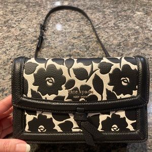 KNOTT ROSY GARDEN EMBOSSED CROSSBODY ROSES